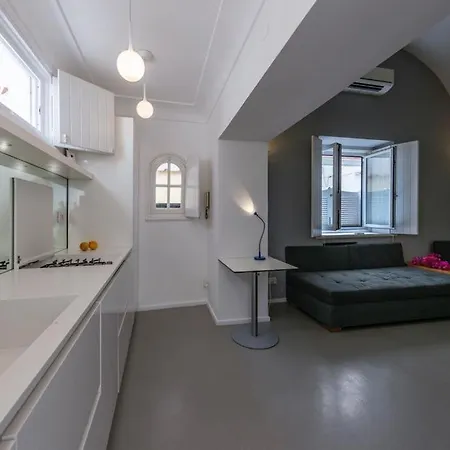 Design In Piazzetta Apartment Capri